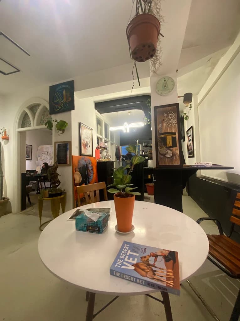 Cactus Coffee moment 5